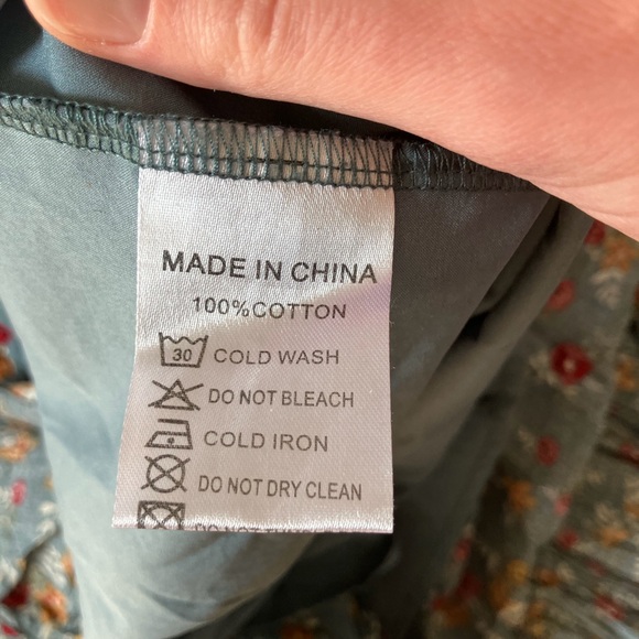 Ivy City Co Smocked Midi Dress - Picture 3 of 3